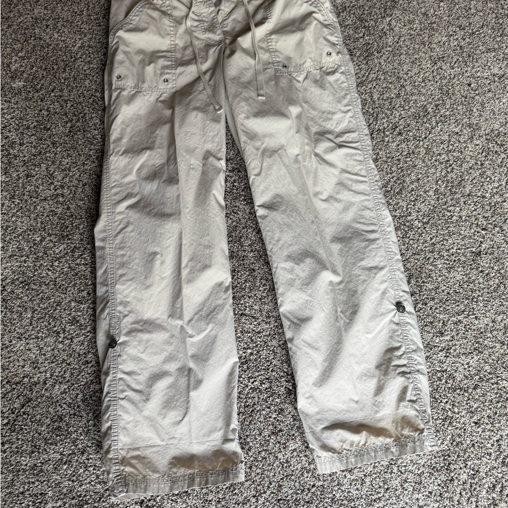 Khaki Liz Claiborne Pants, convertible to capris.